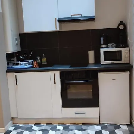 Studio Centre Apartment